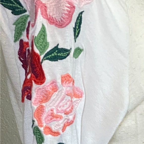 Boho Jane Embroidered Sleeve T-shirt - Picture 4 of 8